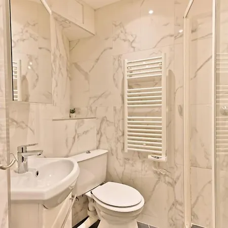 Apartment Au Coeur Du Marais - Iv Paris